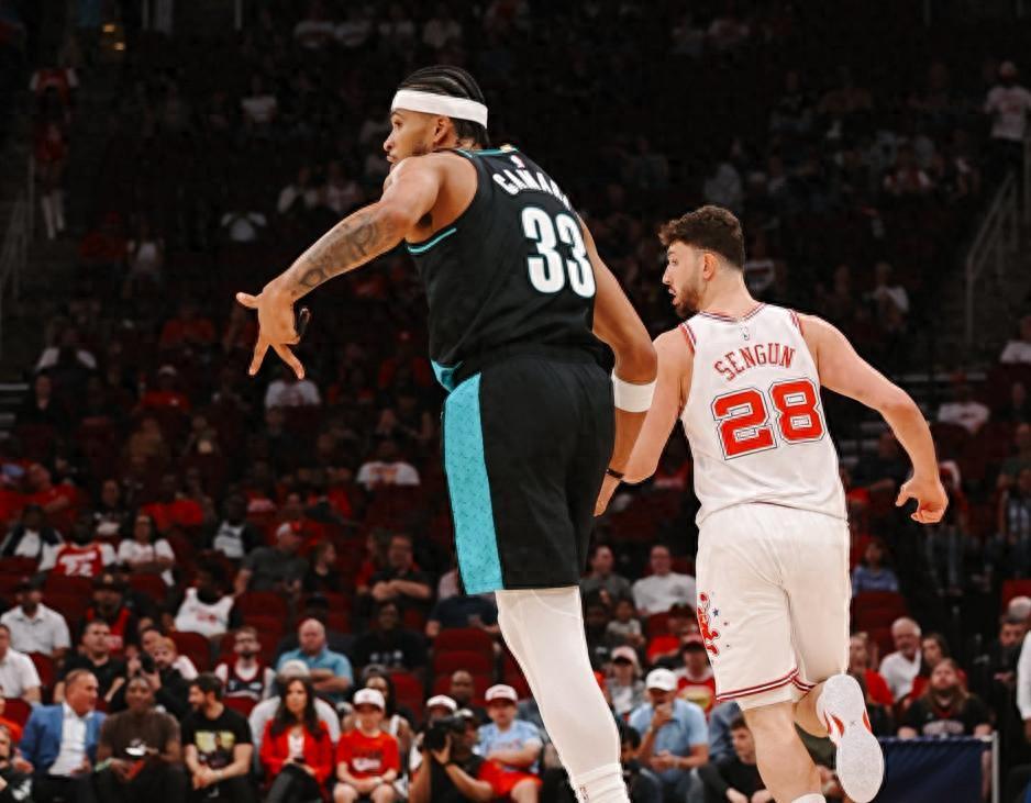 开云app安全认证-场均21+5+4！成火箭赢球风向标，谢泼德效应来了，乌度卡如梦初醒